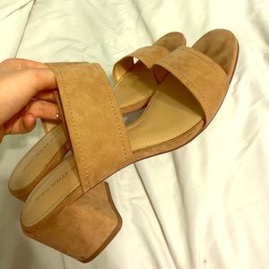 Heeled Tan Sandals ❣️